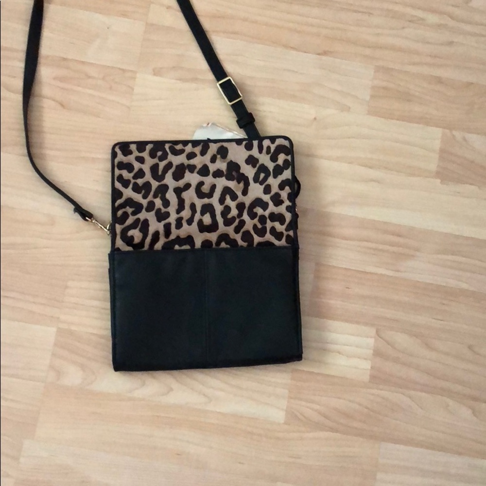 Margot genuine leather purse NWT - Picture 3 of 5